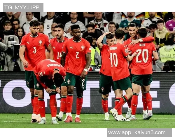 葡萄牙对阵爱尔兰首发阵容揭晓C罗维蒂尼亚B费领衔出战 葡萄牙对阵爱尔兰首发阵容揭晓C罗维蒂尼亚B费领衔出战