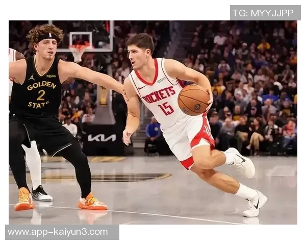 火箭训练营第4日精彩瞬间KD与谢泼德击掌卡佩拉与亚当斯温馨相拥 火箭训练营第4日精彩瞬间KD与谢泼德击掌卡佩拉与亚当斯温馨相拥