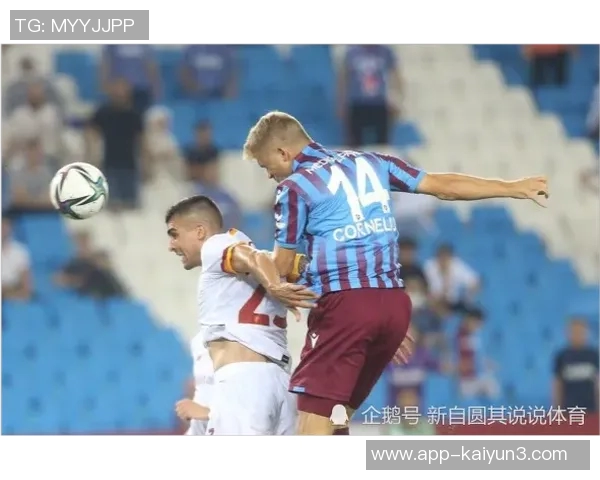 奥赖利谈左后卫表现提升哈兰德跑位能力令人赞叹 奥赖利谈左后卫表现提升哈兰德跑位能力令人赞叹