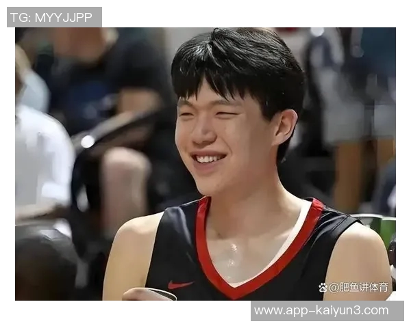 杨瀚森防守表现不佳面对挡拆和波斯特三分显得犹豫不决 杨瀚森防守表现不佳面对挡拆和波斯特三分显得犹豫不决